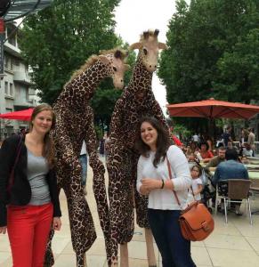 Déambulation d'échassière girafes Aquitaine Sud Ouest